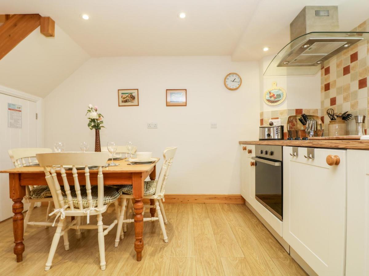 Apple Cottage Кредитън Екстериор снимка
